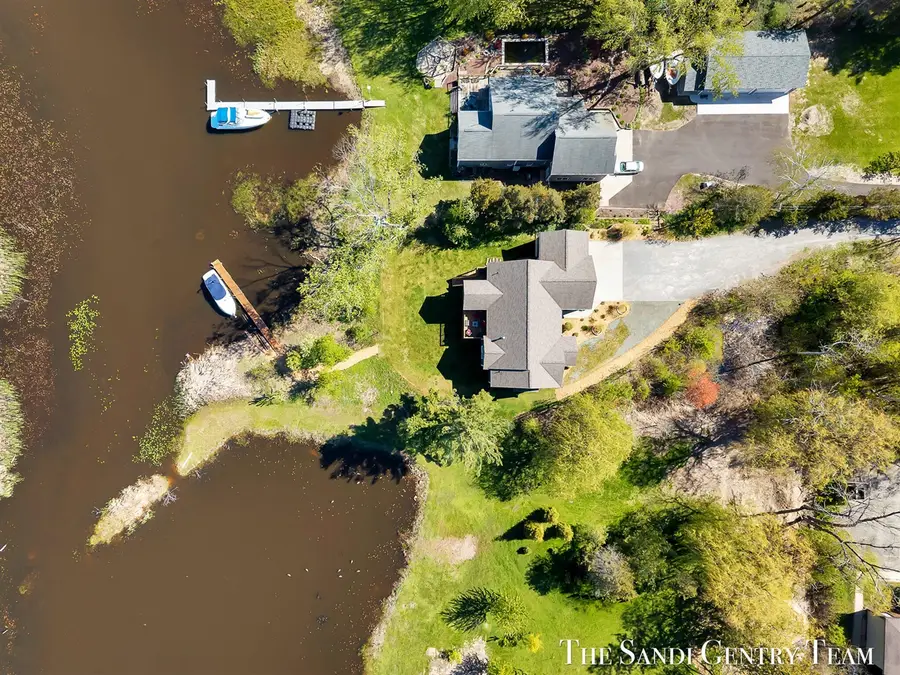 17940 Cove, Spring Lake, MI 49456 - #3