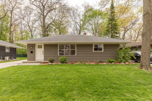 814 Carbeck, Ann Arbor, MI 48103