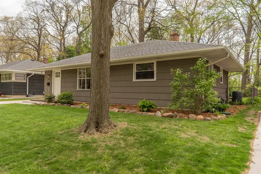 814 Carbeck, Ann Arbor, MI 48103 - #2