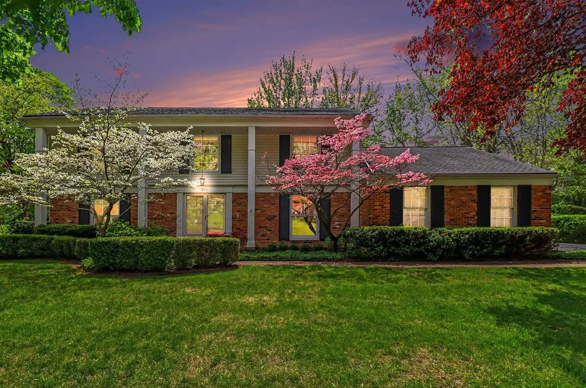 910 S Shady Hollow, Bloomfield Hills, MI 48304 - #1