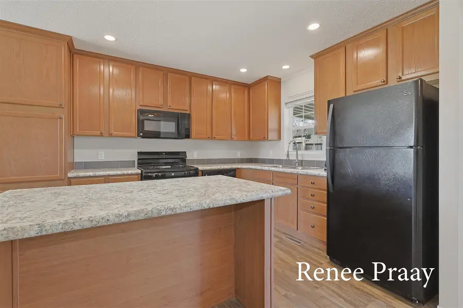 13241 Wabasis, Cedar Springs, MI 49319 - #2