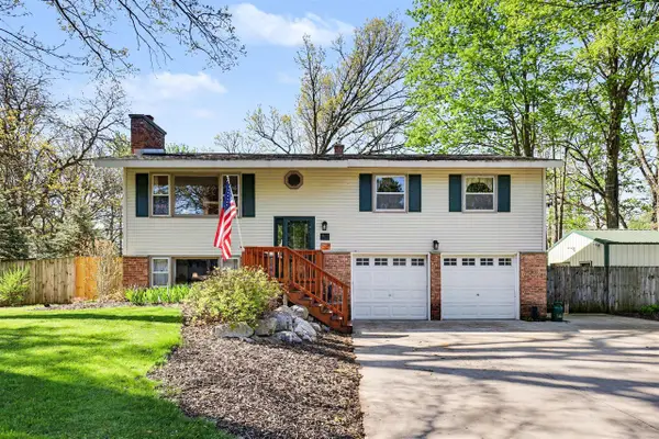 1422 Maplewood, Jenison, MI 49428