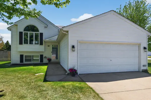 4317 Saturn, Dorr, MI 49323