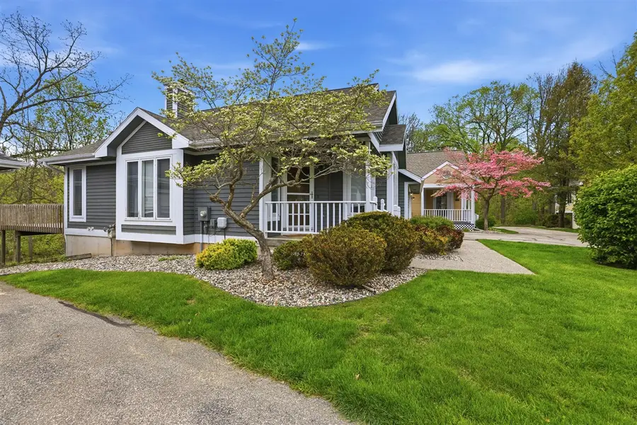 3229 Woodberry, Grand Rapids, MI 49512 - #3
