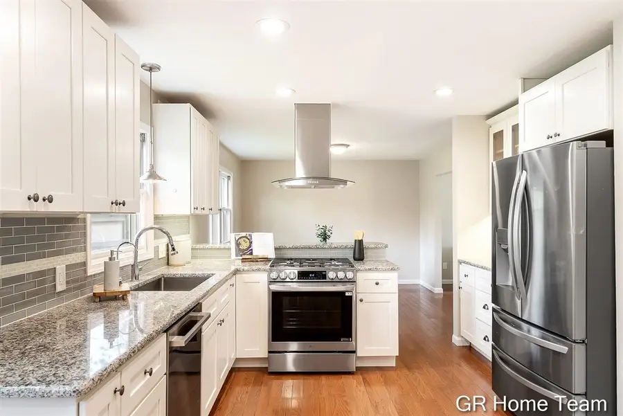 2336 Elliott, Grand Rapids, MI 49506 - #2