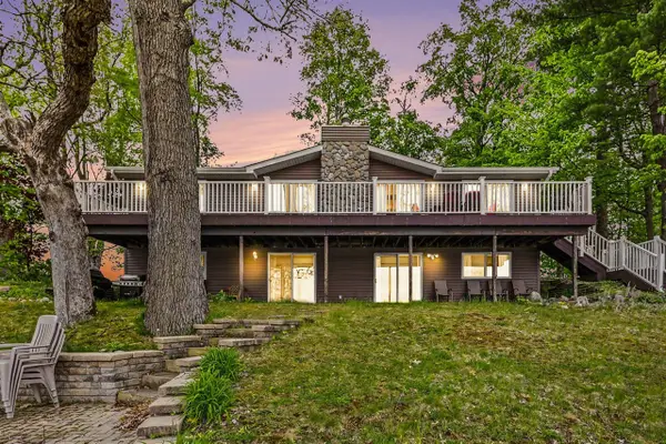 86500 60th, Decatur, MI 49045