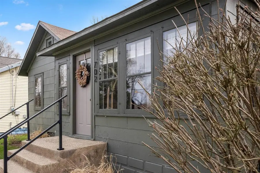702 N Elm, Three Oaks, MI 49128 - #3