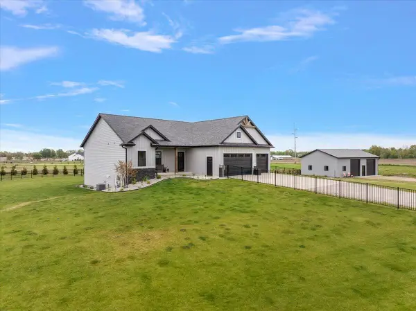 8760 Van Buren, Zeeland, MI 49464