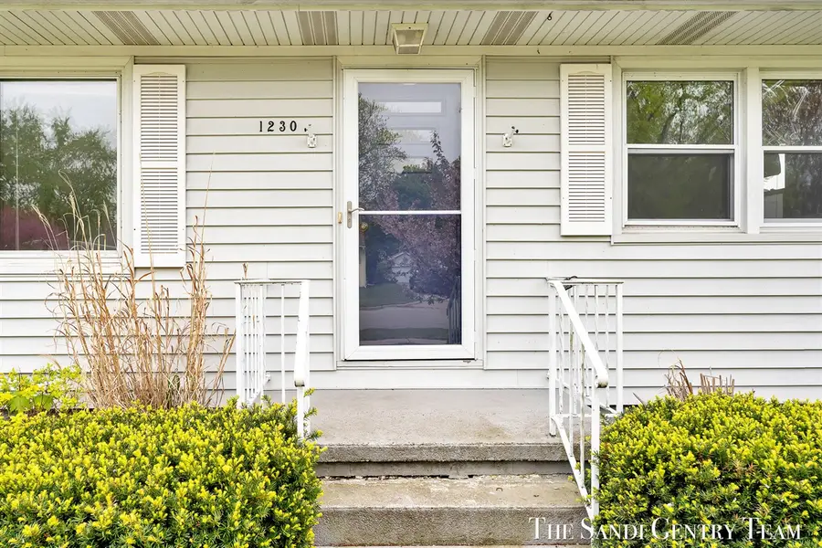 1230 Marion, Grand Haven, MI 49417 - #3