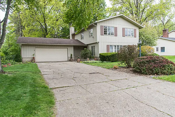 2707 Tattersall, Portage, MI 49024