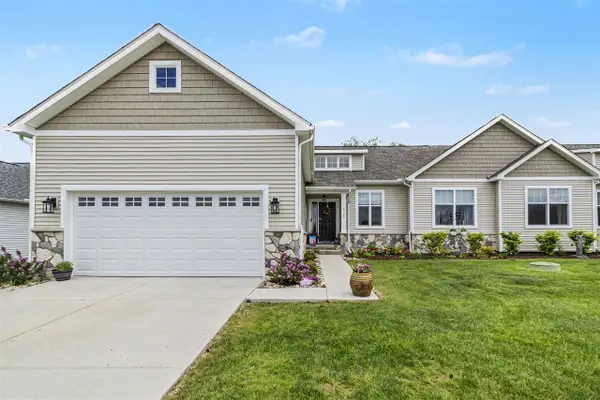 5725 Trail Side, Whitmore Lake, MI 48189
