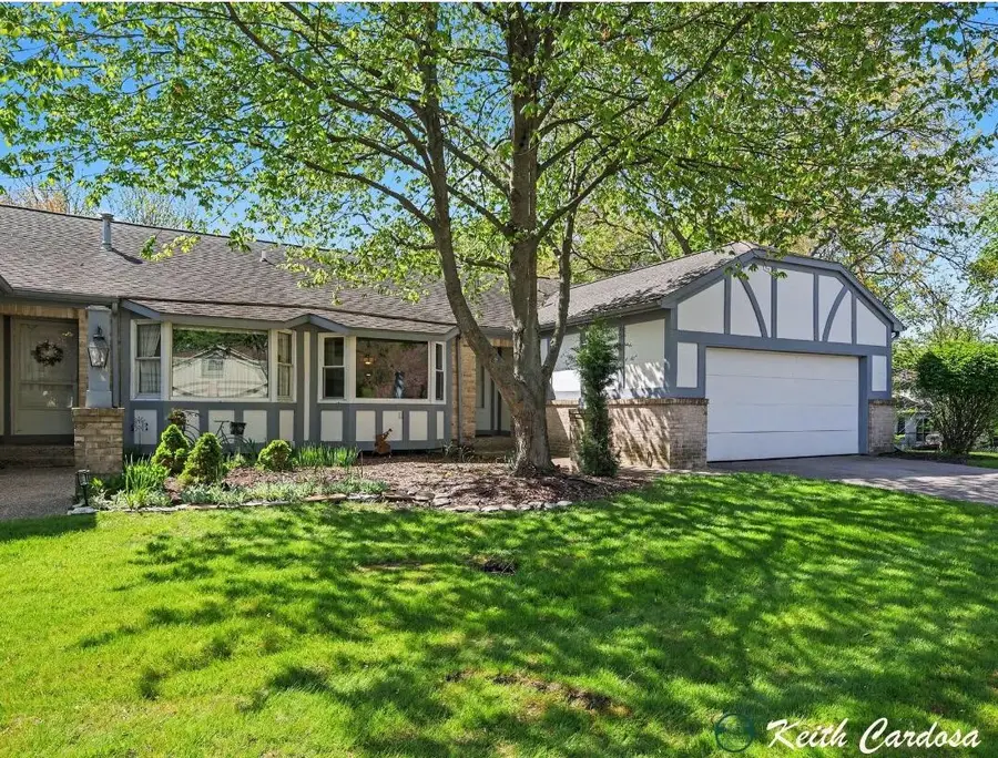 3119 W Maple Villa, Grand Rapids, MI 49508 - #2