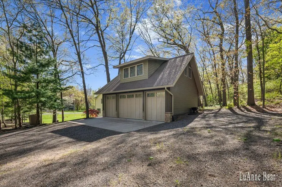 3343 Stoneridge, Rockford, MI 49341 - #2