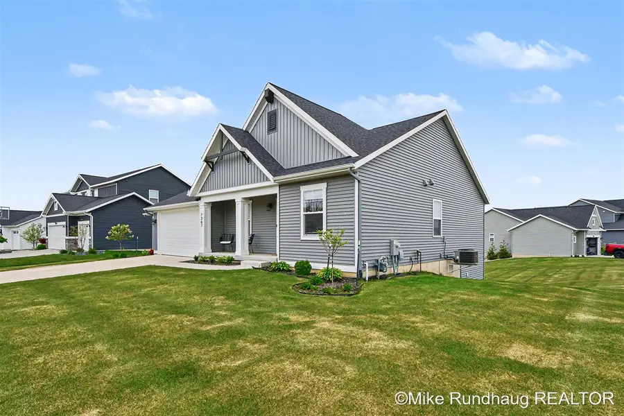 7367 Graymoor #44, Caledonia, MI 49316 - #2