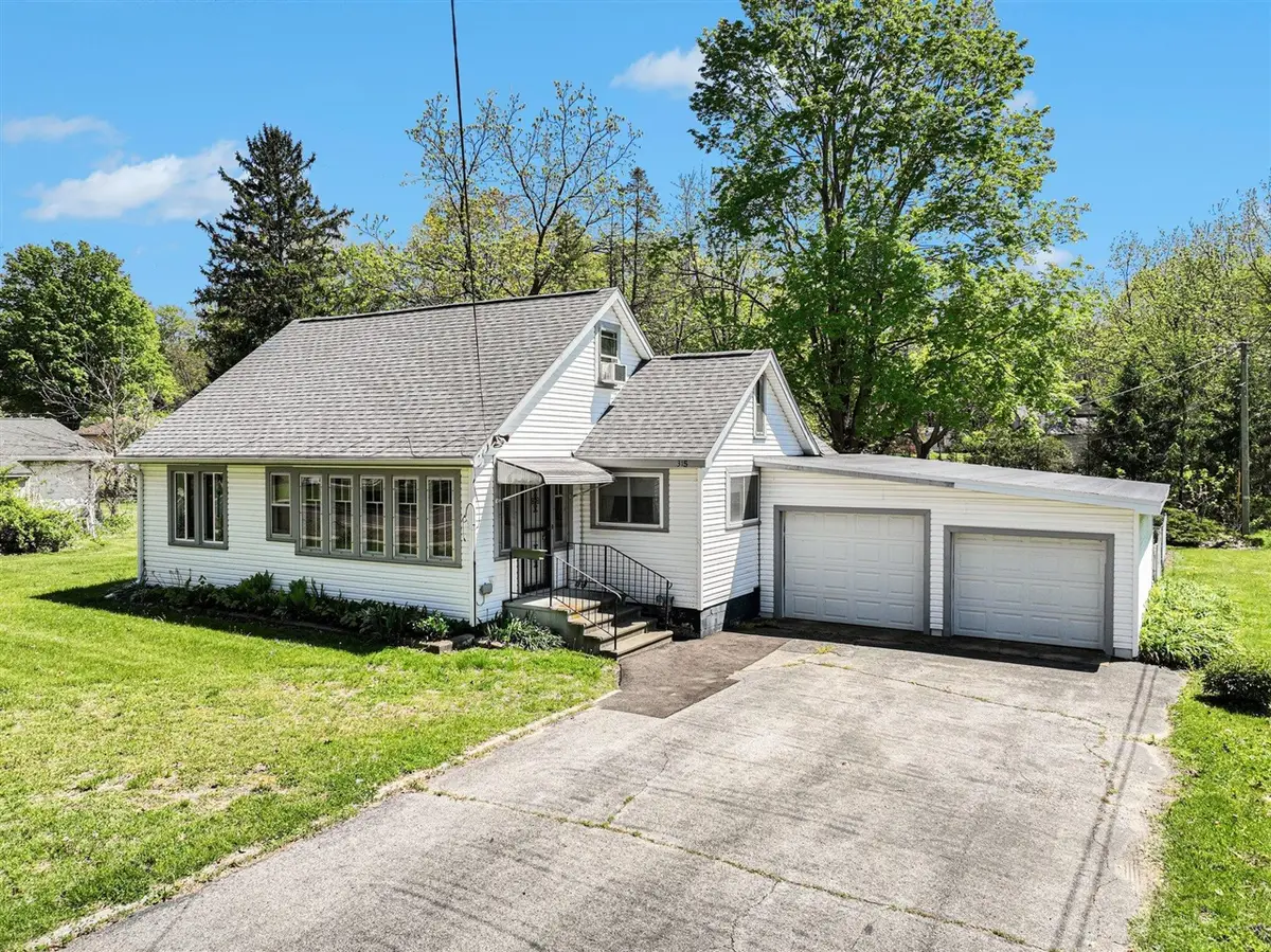 315 Pine, Decatur, MI 49045 - #1