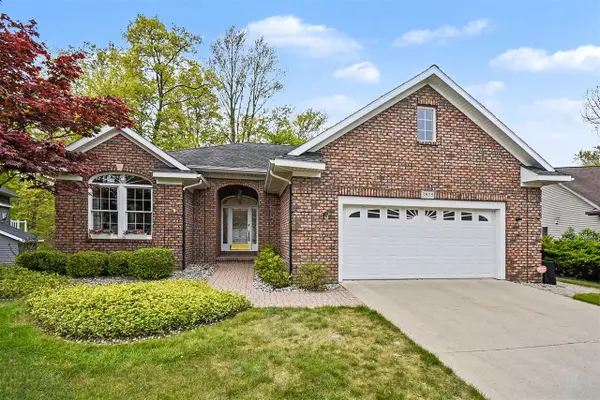 3815 Ravinewood, Grand Rapids, MI 49508