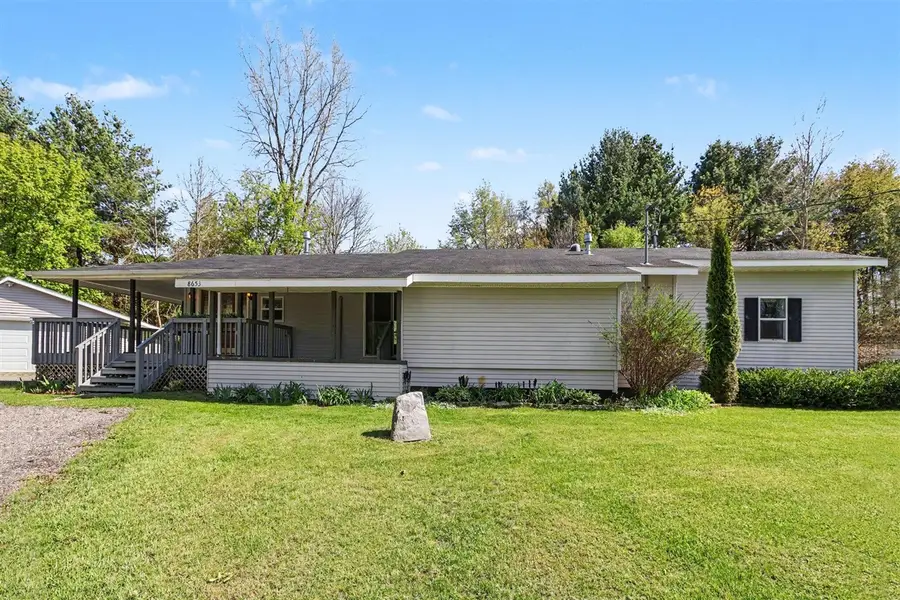 8653 Chain O Lakes, Delton, MI 49046 - #2