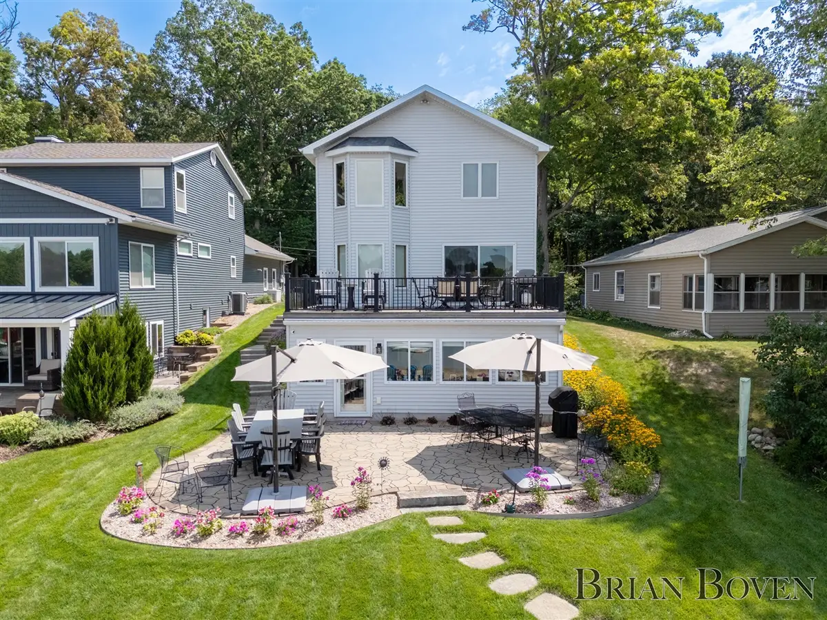 7550 Hessler, Rockford, MI 49341 - #1