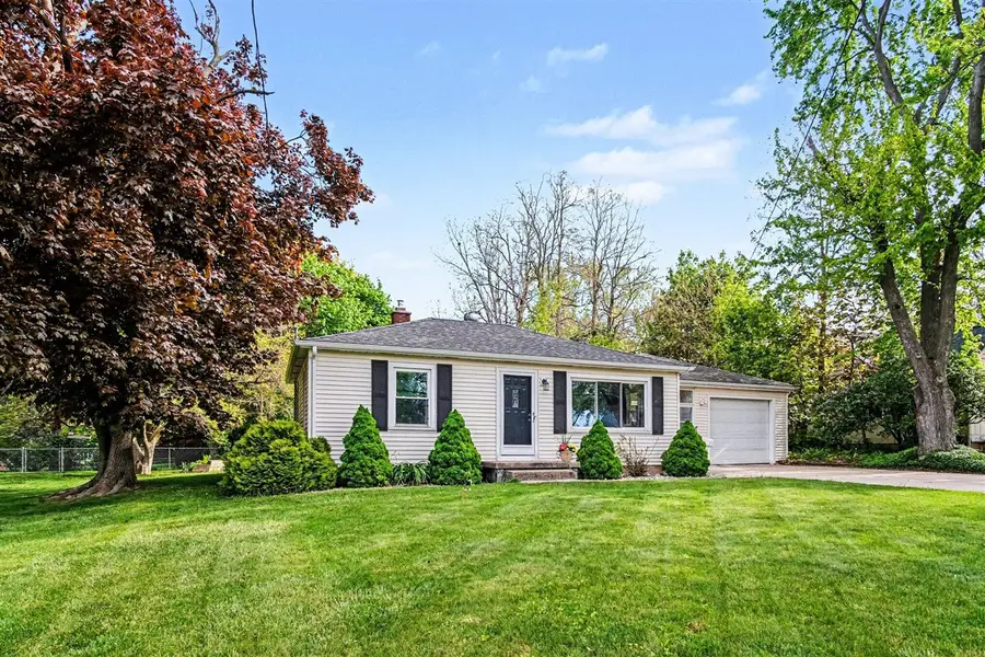 605 Edwards, Grand Ledge, MI 48837 - #2