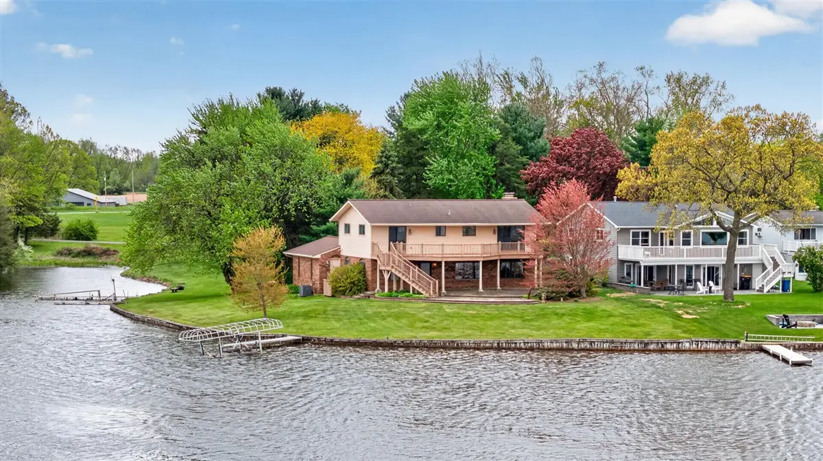 332 Riviera, Brooklyn, MI 49230 - #1
