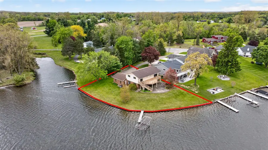 332 Riviera, Brooklyn, MI 49230 - #3