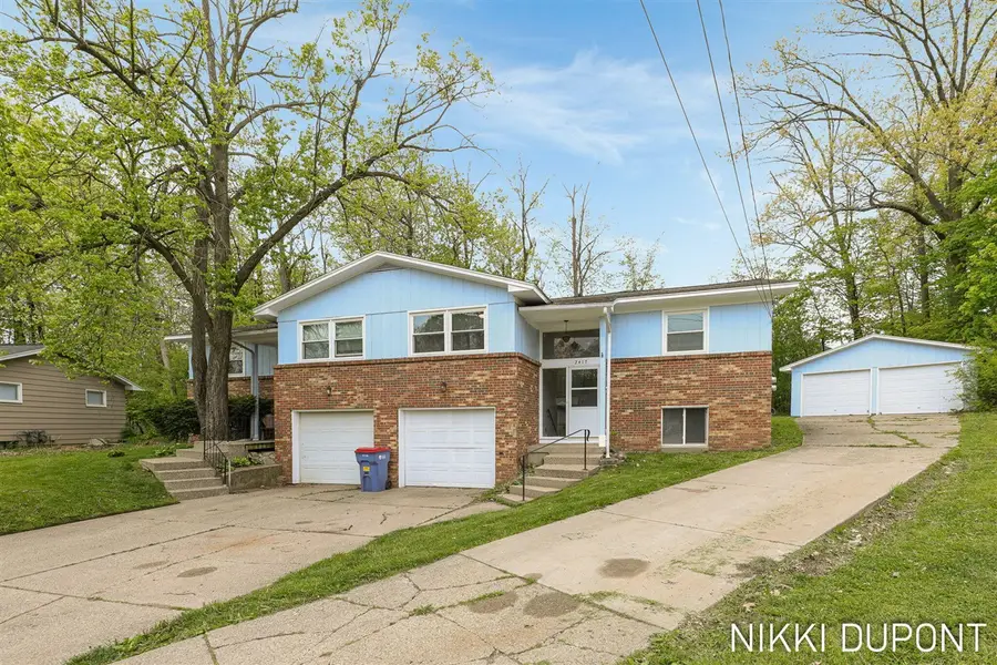 2417-2419 Edgewood, Grand Rapids, MI 49546 - #3