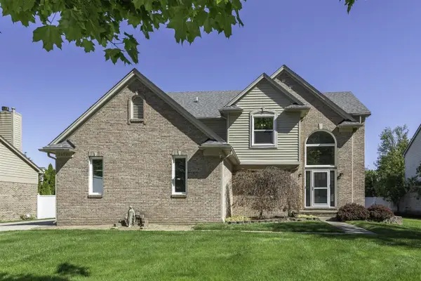 36520 Tom Brown, Westland, MI 48185
