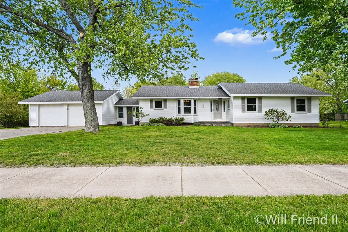 319 Country Club, Holland, MI 49423 - #1