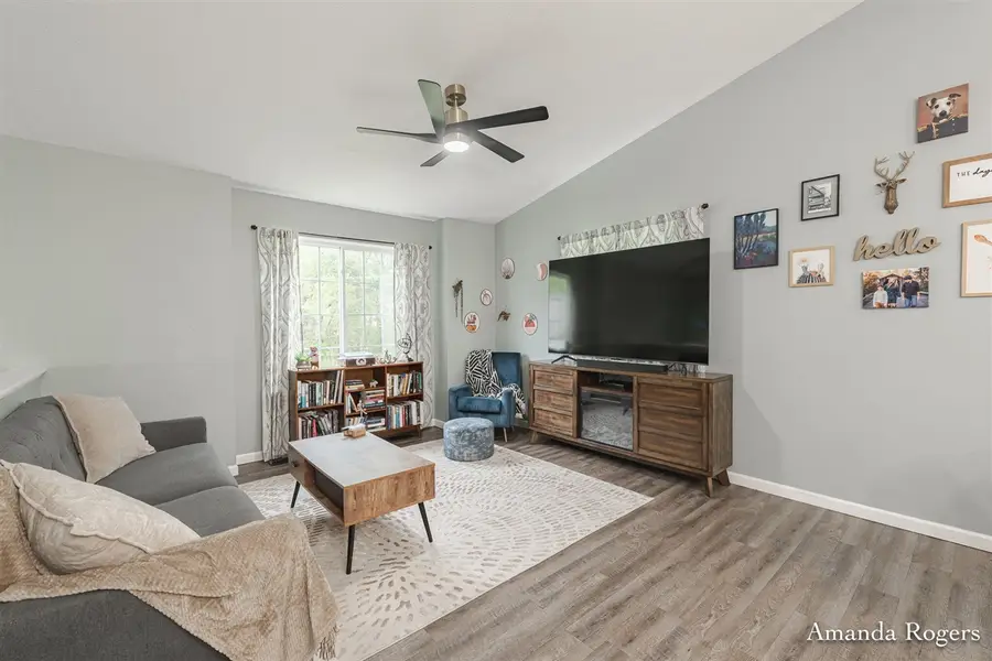 806 Grindle, Lowell, MI 49331 - #3