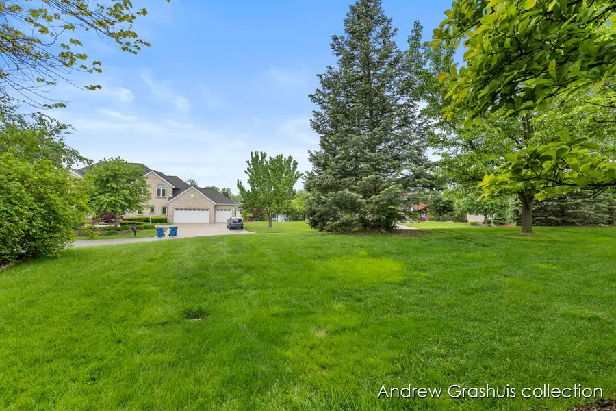 7326 Royal, Caledonia, MI 49316 - #3