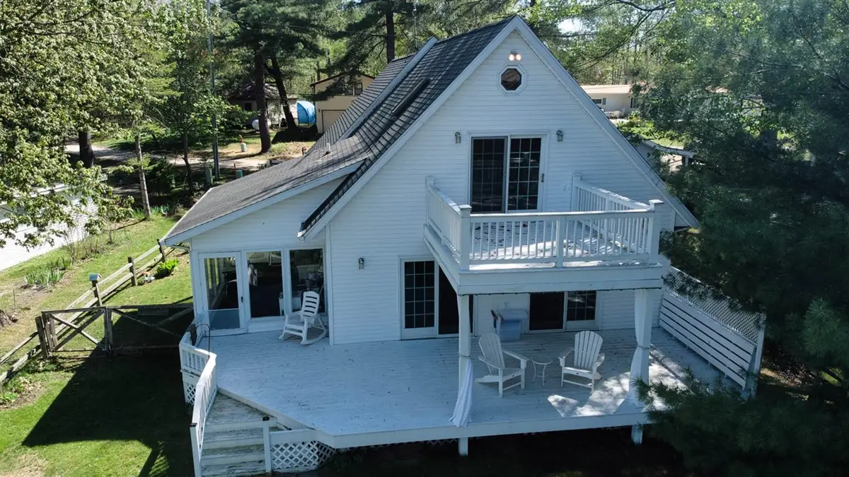 310 Morse, Six Lakes, MI 48886 - #1