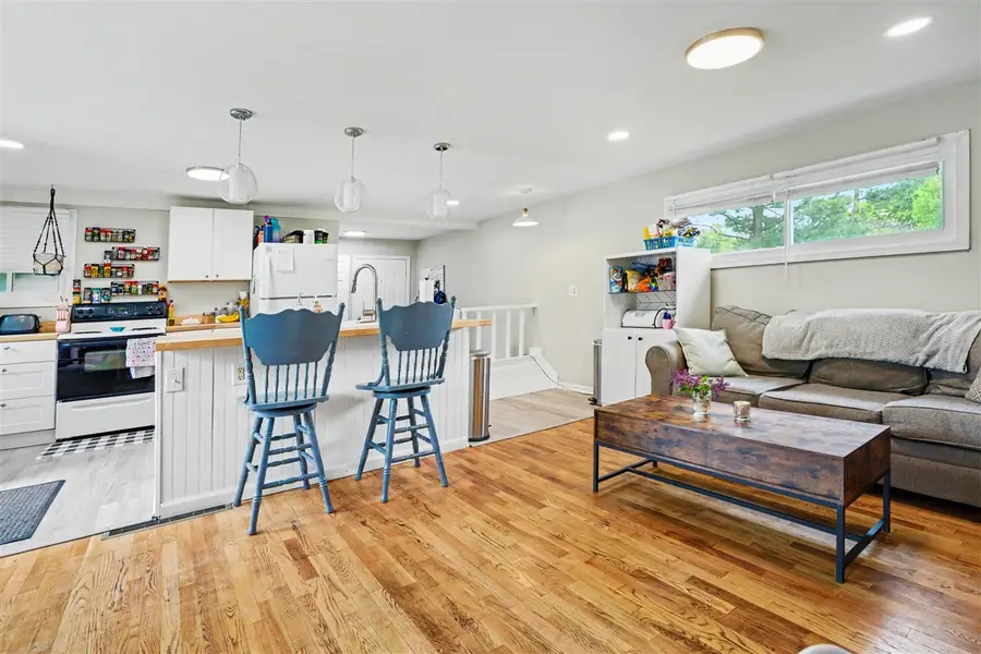 510 W 3rd, Buchanan, MI 49107 - #2