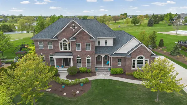 23325 Country Club, South Lyon, MI 48178