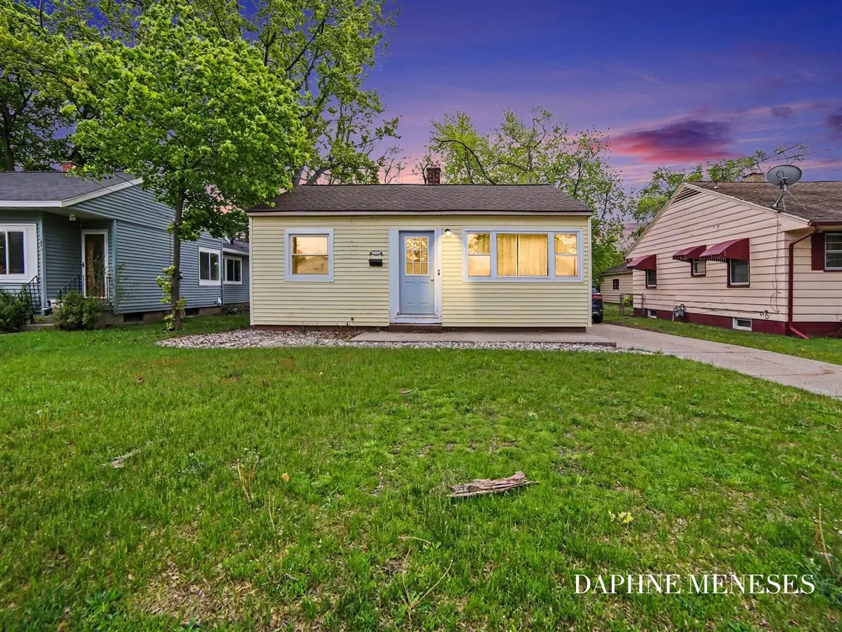 1083 Amity, Muskegon, MI 49442 - #1