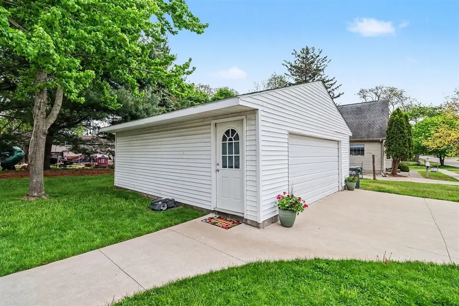 3639 Adams, Kalamazoo, MI 49008 - #3