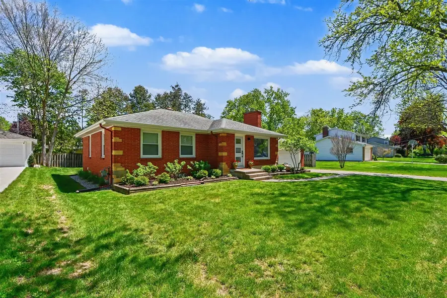 1826 Woodcliff, Grand Rapids, MI 49506 - #2