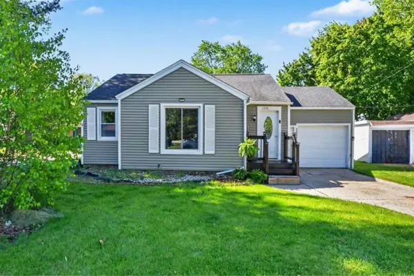 1336 Beechwood, Grand Rapids, MI 49505