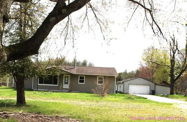 2465 E Arthur, Rothbury, MI 49452