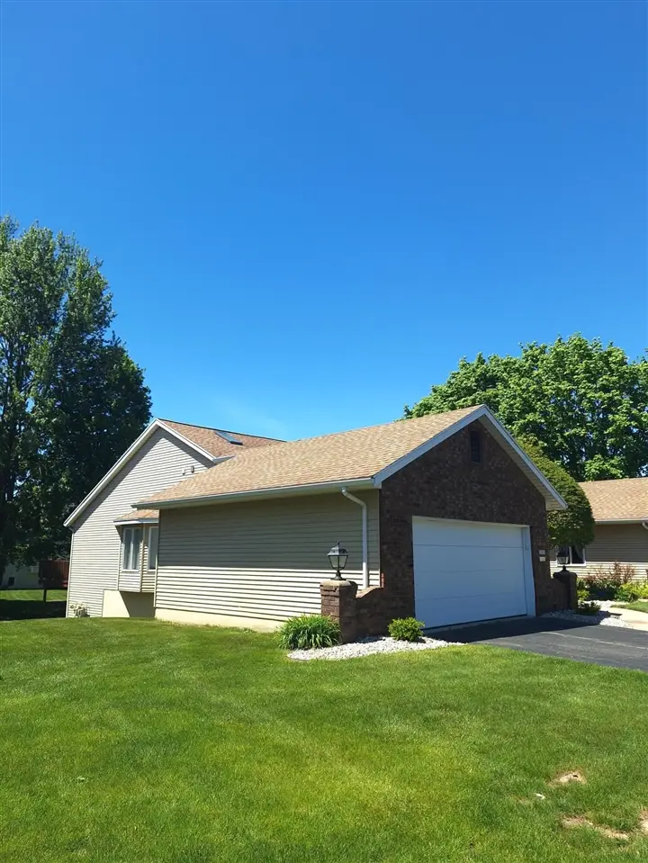 4207 Redbush, Grandville, MI 49418 - #2