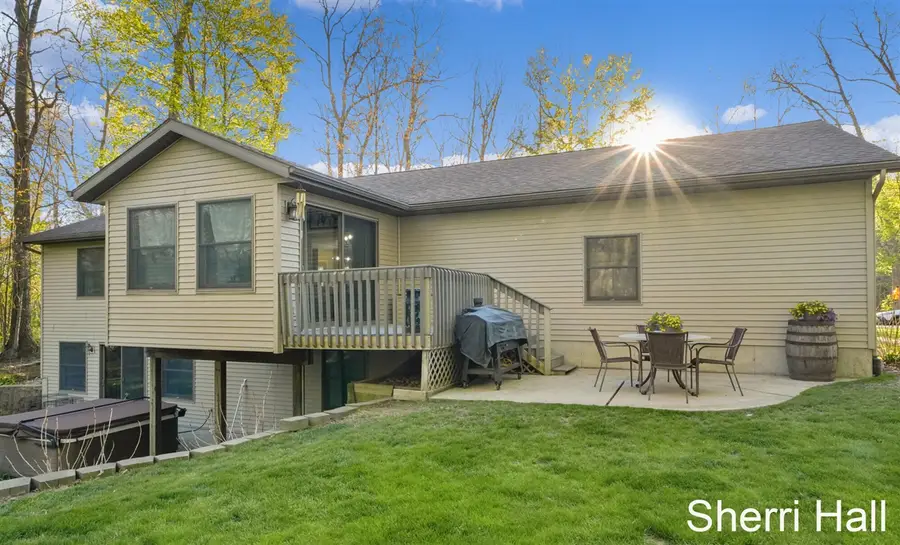 7861 S West County Line, Greenville, MI 48838 - #3