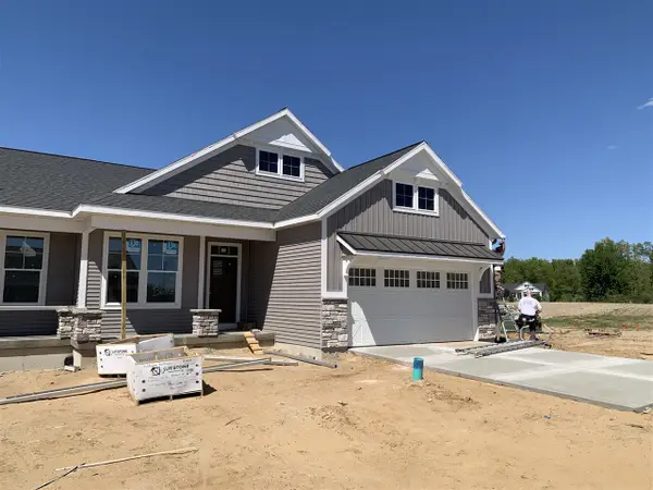 7603 Brook Villa South #136, Allendale, MI 49401