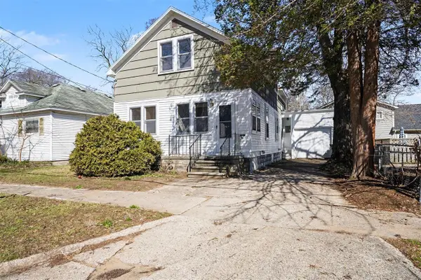 892 W Forest, Muskegon, MI 49441