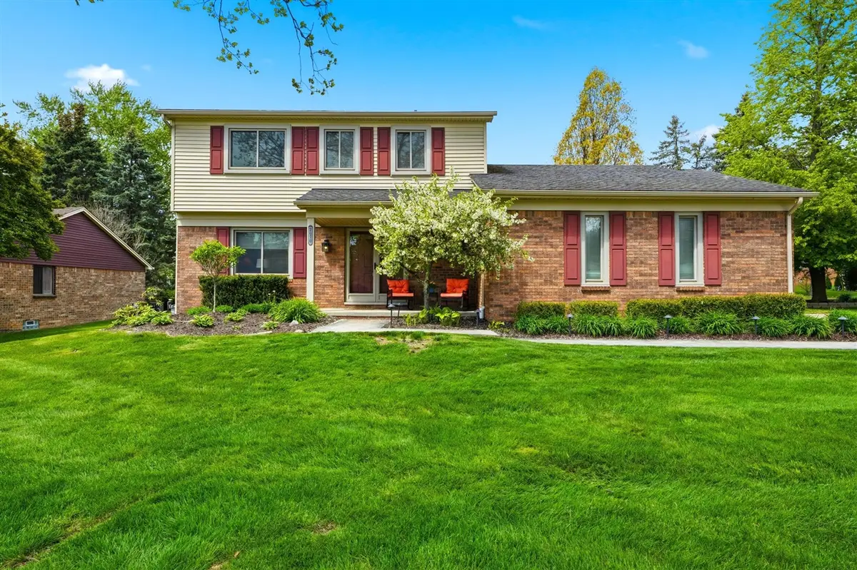 2070 Winchester, Rochester Hills, MI 48307 - #1