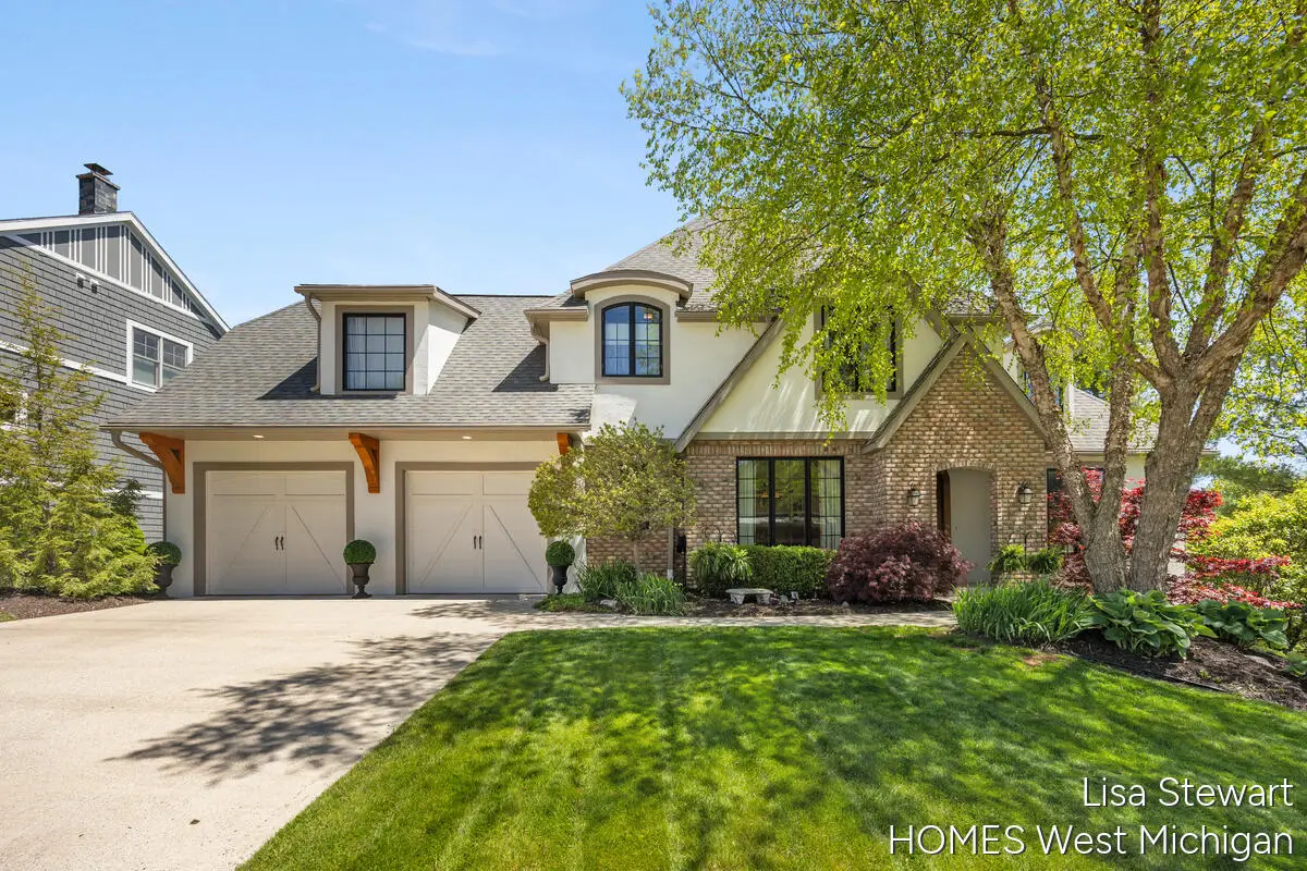 2450 Shears Crossing, Grand Rapids, MI 49525 - #1