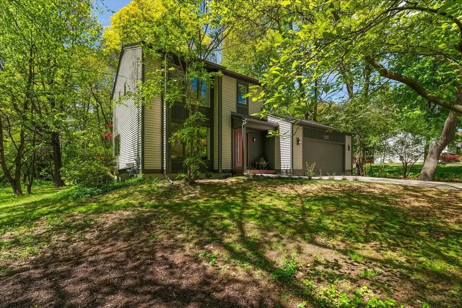 1131 Fernridge, Grand Rapids, MI 49546 - #2