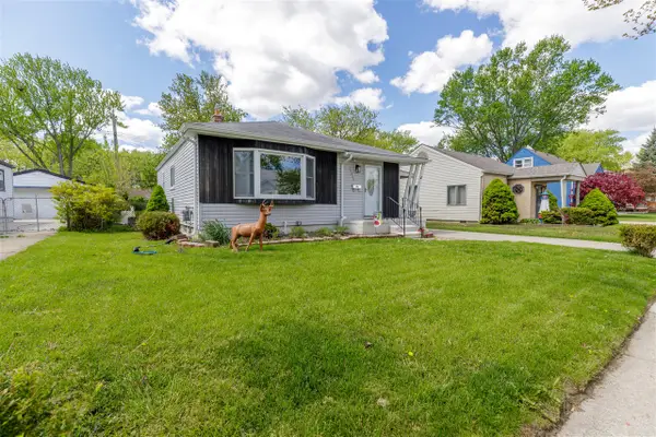 23636 Beverly, Saint Clair Shores, MI 48082