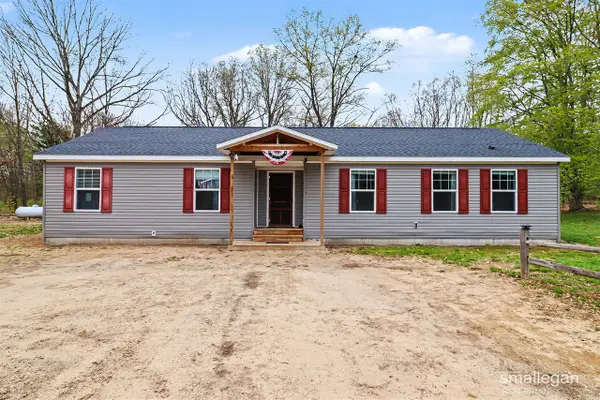 21176 3 Mile, Morley, MI 49336