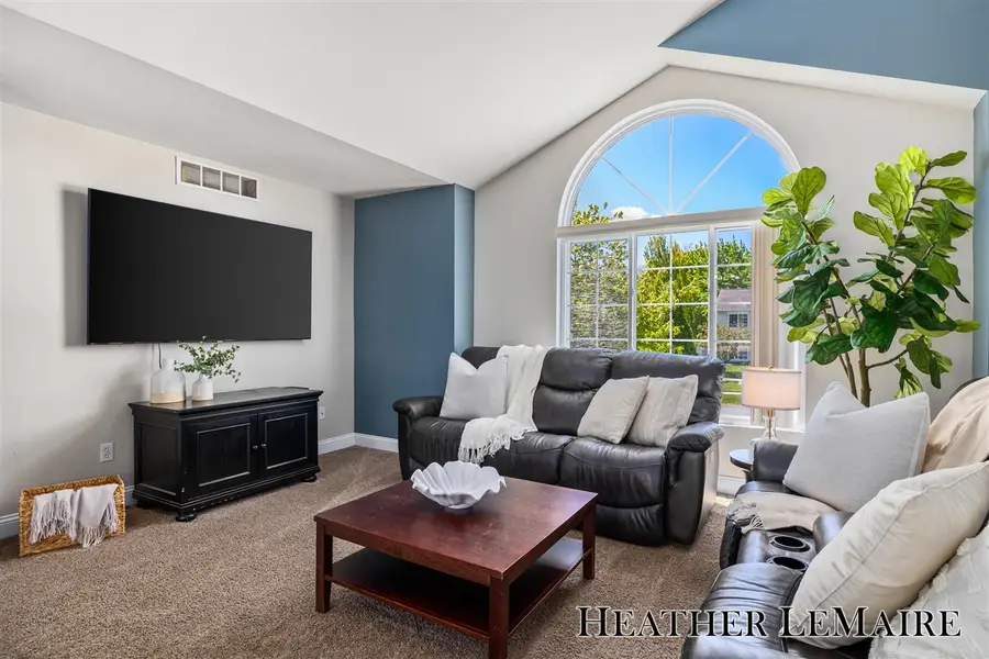 2070 Shiloh Point, Grand Rapids, MI 49546 - #2