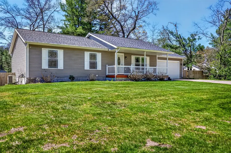 555 Bellevue, Twin Lake, MI 49457 - #3