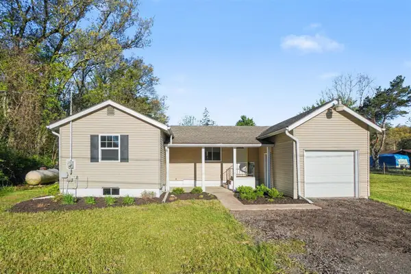 2452 54th, Fennville, MI 49408